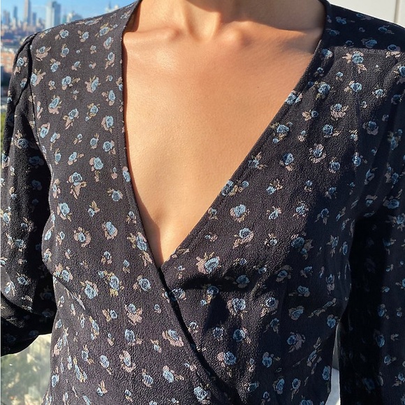 Aritzia Sunday Best Wrap Dress - Picture 3 of 4